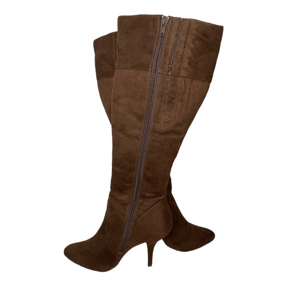 PIERRE DUMAS “Elvis 1” Chocolate Brown Suede High Heel Pointed Toe Tall Boots,8M - Picture 2 of 13